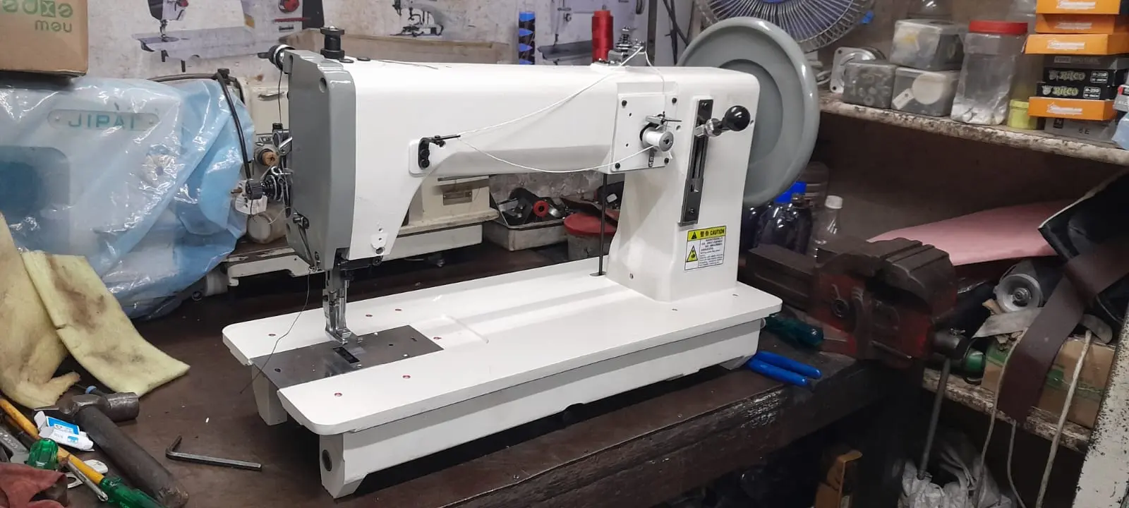 New Expert KX 243 Industrial Super Heavy Duty Sewing Machine - Image 1